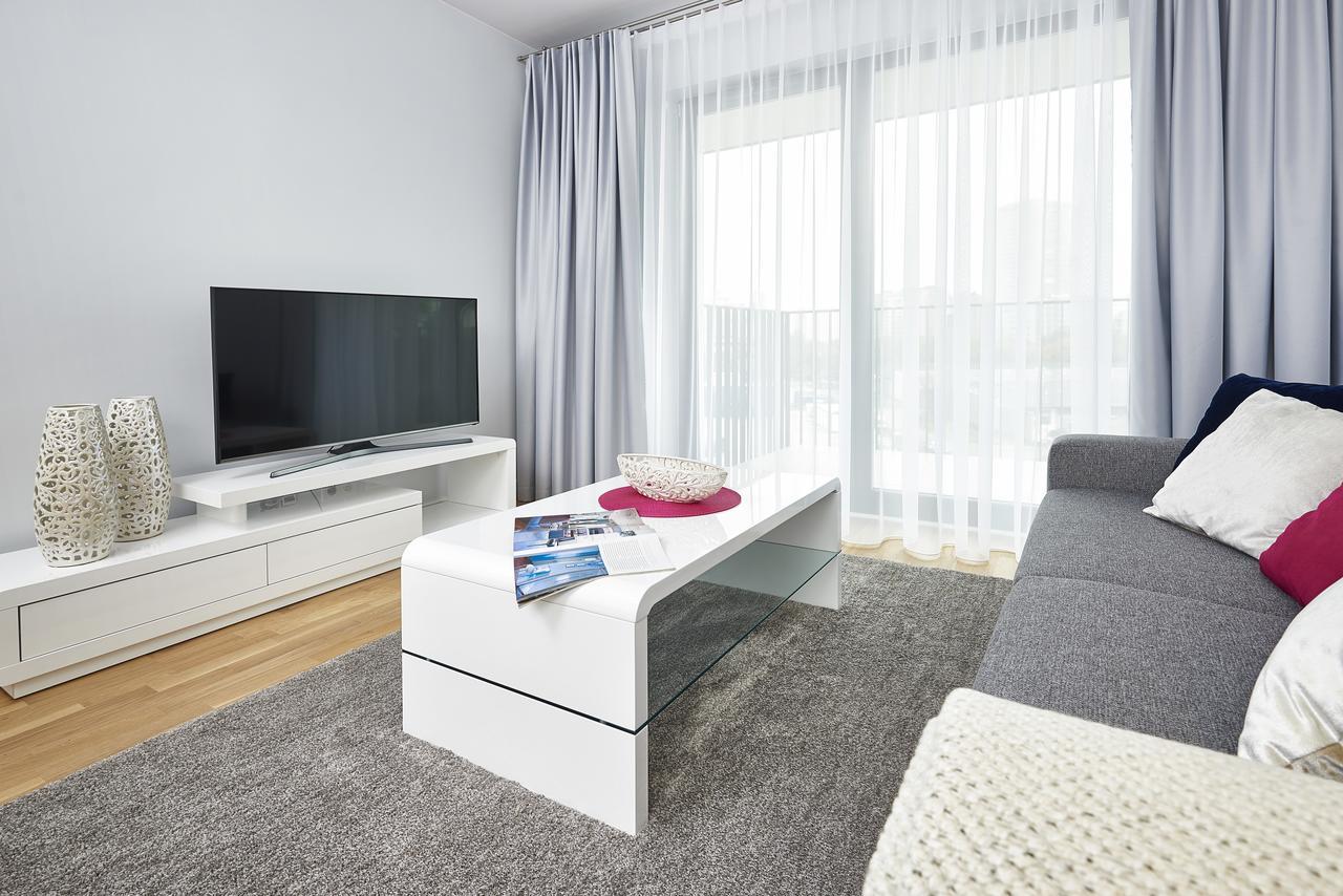 Novis Apartments Przy Arkadii ワルシャワ エクステリア 写真